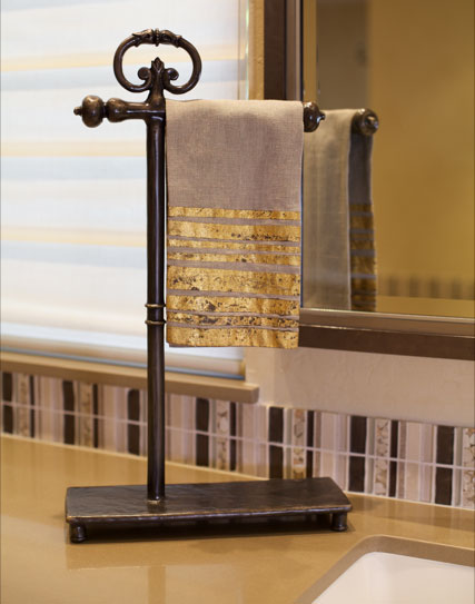 Hearst Castle Collection<sup>®</sup> Freestanding Towel/Toilet Tissue Holder